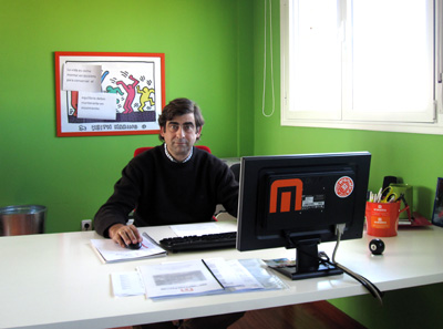 Manuel Arias, gerente de Aramtica, en su despacho