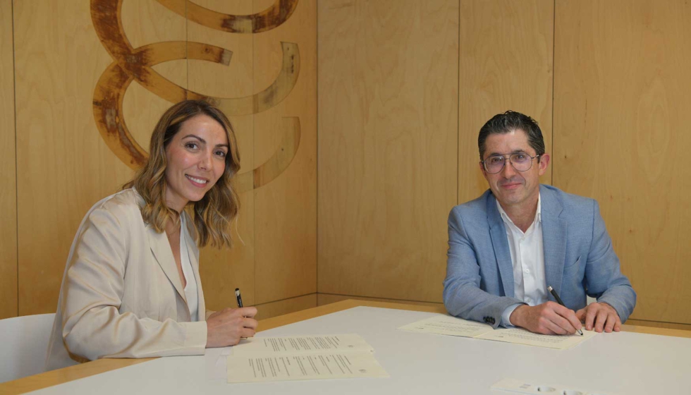 La firma del acuerdo cont con Carmen Lpez, CEO de Vegenat, y Joxe Mari Aizega, director general de Basque Culinary Center...