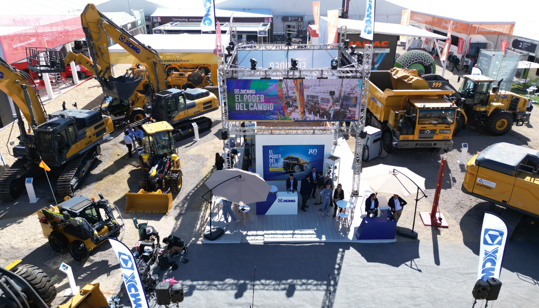 Vista panormica del stand de XCMG en Expomin 2023