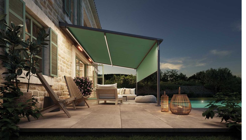 El toldo 'pergola cubic' permite cubrir grandes superficies exteriores, con opciones de equipamiento y diseos flexibles. Foto: markilux...