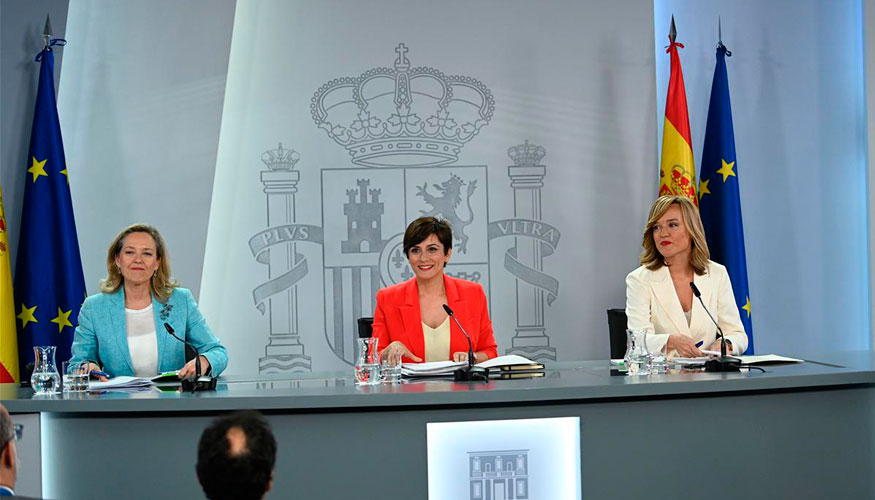 La portavoz del Gobierno y ministra de Poltica Territorial, Isabel Rodrguez...