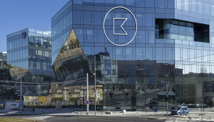 El centro comercial y oficinas Bořislavka, en Praga cuenta con fachadas con vidrio Energy 65/42S de AGC