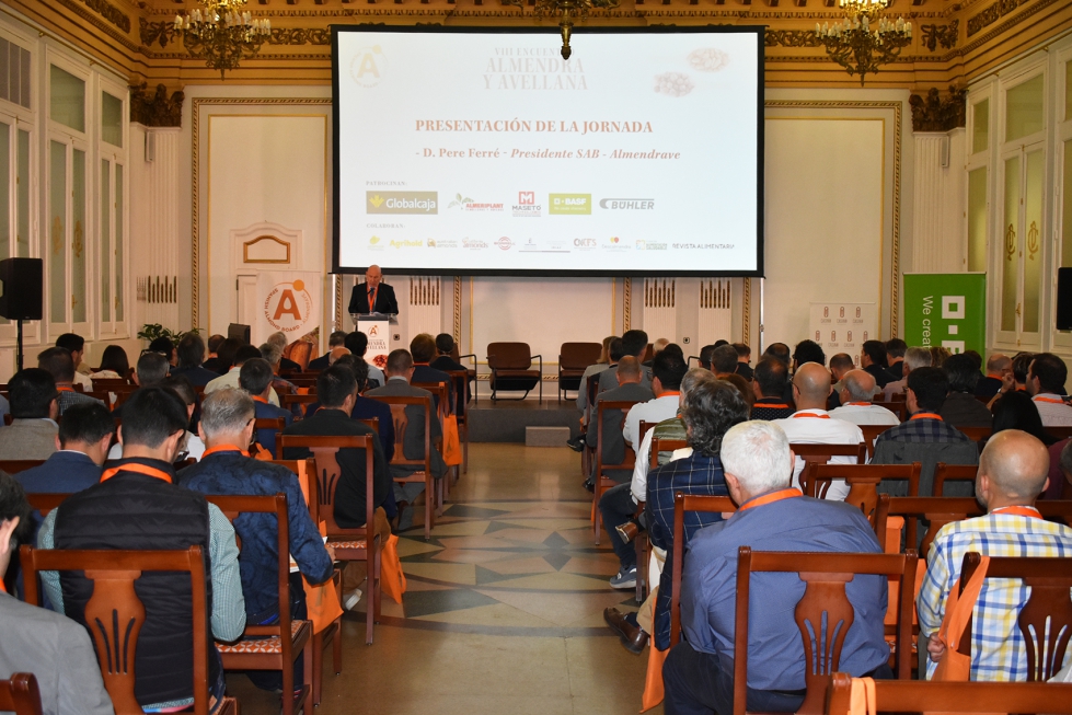 Apertura del VIII Encuentro de la Almendra y la Avellana a cargo del presidente de SAB-Almendrave, Pere Ferr