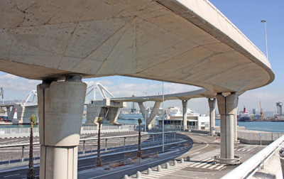 Viaducts construction, increasingly larger, necessary economic and speedy execution systems without sacrificing quality. Photo: Antonio Jimnez...