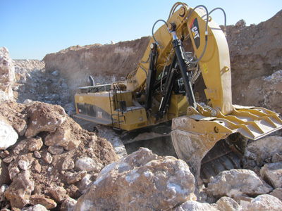 The excavator is rapid cycle grace times his big bucket