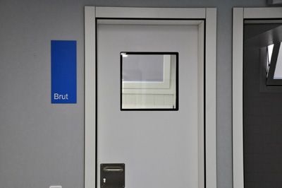 Las poleas de las puertas se ocultan debido a la poca distancia entre la gua y la puerta