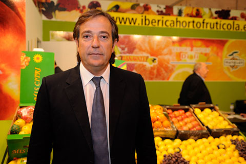 Juan de Dios Hernndez, re-elected President of Iberian Hortofrutcola