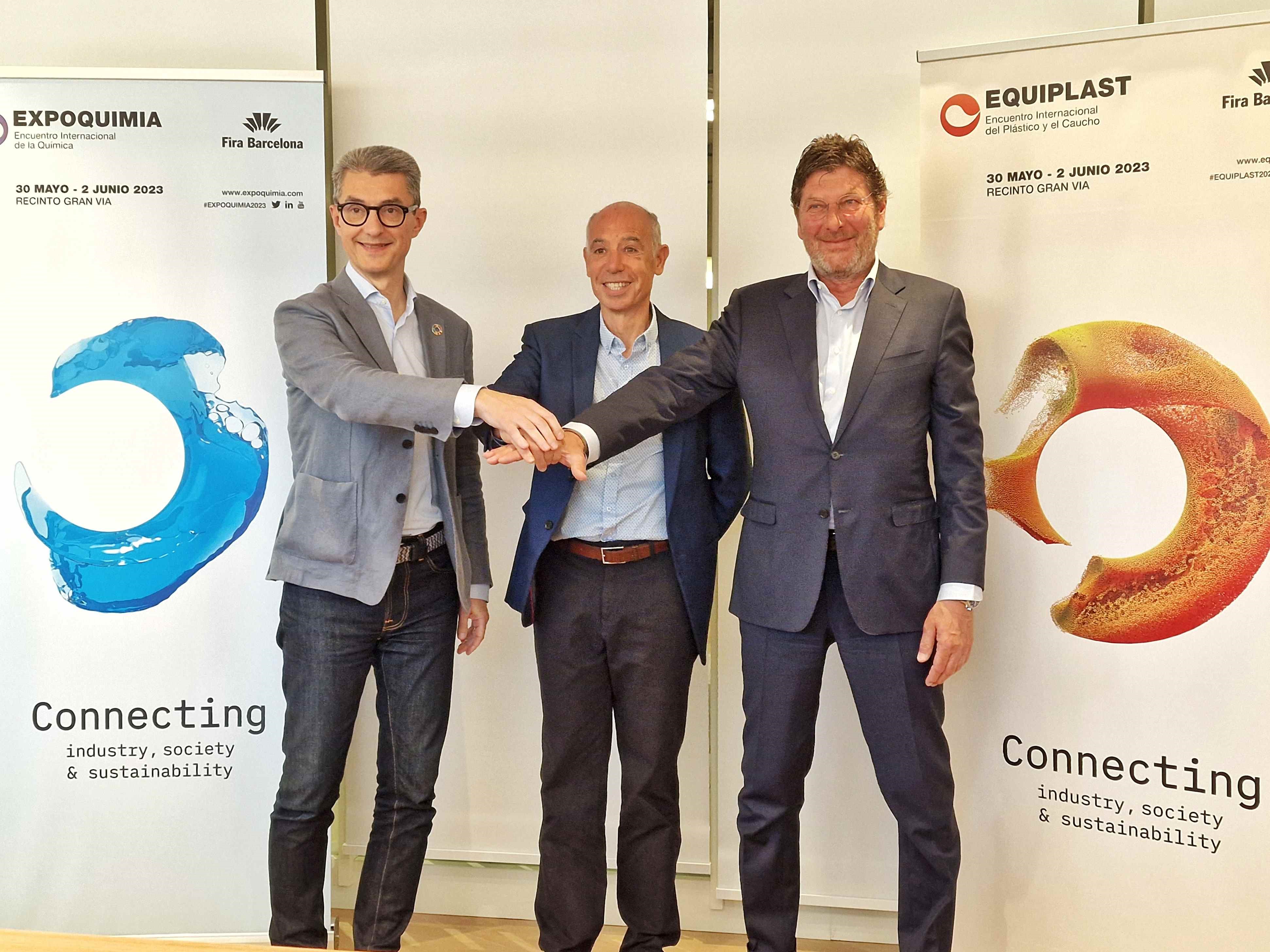 De izquierda a derecha, Carles Navarro, presidente de Expoquima, Xavier Pascual, director del Saln y Bernd Roegele, presidente de Equiplast...