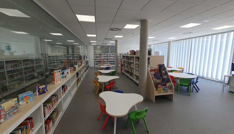 Detalle del rea de la biblioteca y zonas infantiles de este nuevo centro de Valladolid