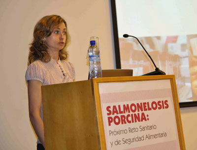 Eva Creus, directora de Agrogestiic, durante la ponencia que imparti en Expoaviga Forum. Foto: Agrogestiic