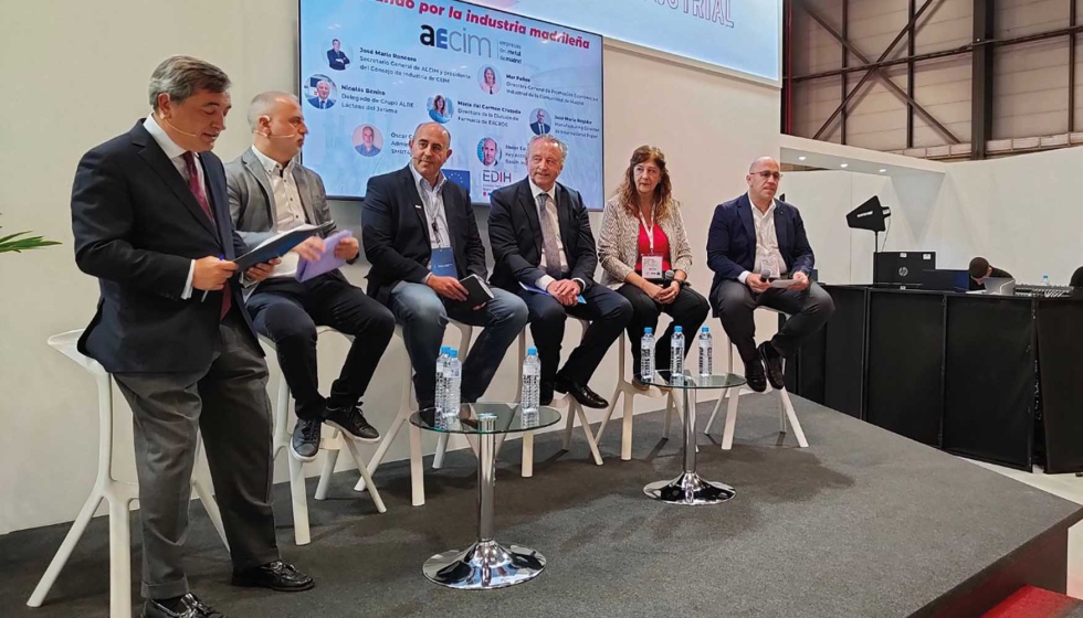 En la mesa redonda se expuso que, para seguir contribuyendo al crecimiento econ�mico, social y medioambiental de la regi�n...