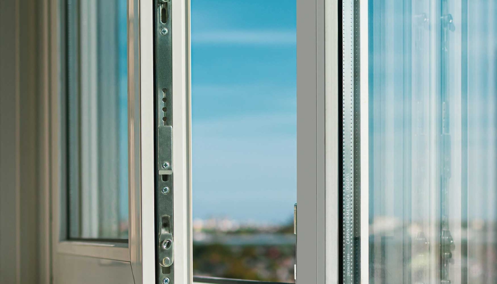 Soluglass cuenta con vidrios templados y laminados para aplicaciones que requieren altos estndares de seguridad