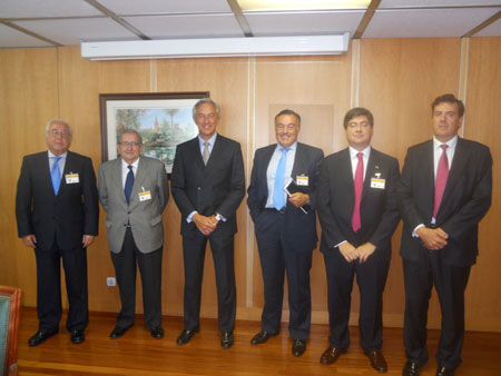 Los mximos responsables de Agragex se reunieron el pasado mes de septiembre con el secretario de Estado de Comercio Exterior, Alfredo Bonet...