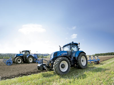 The T7210 Auto Command of New Holland tractor, has been awarded for EIMA