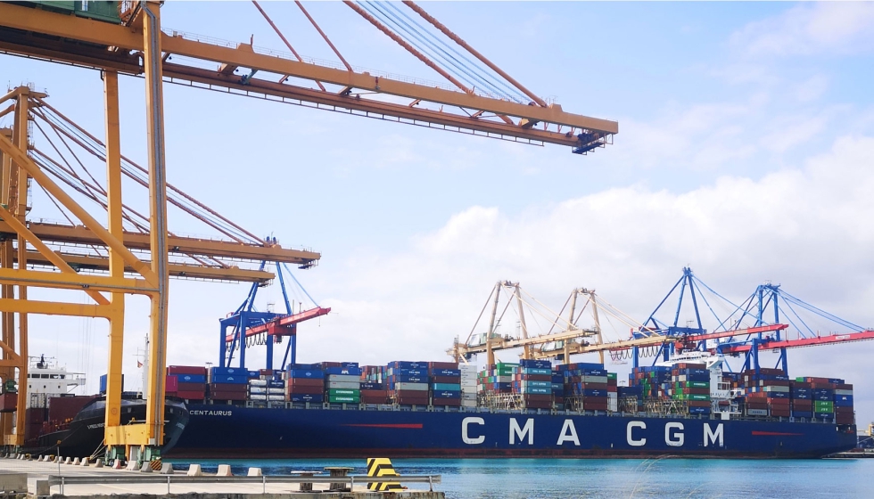 CMA CGM Centaurus 2 en el Puerto de Valencia