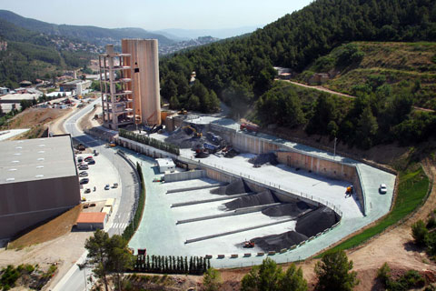 Planta de reciclaje emplazada en el Polgono Industrial Can Prunera de Vallirana (Barcelona)
