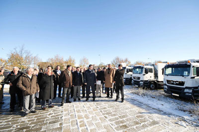 Entrega de los 18 camiones recolectores a la Junta de Castilla y Len