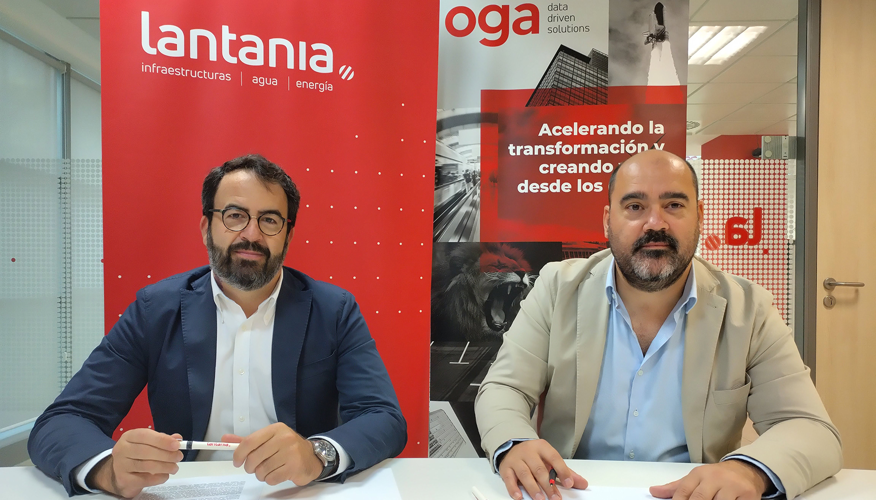 El director de Lantania Aguas, Pedro Almagro junto al CEO de Oga, Juan Carlos Rubio