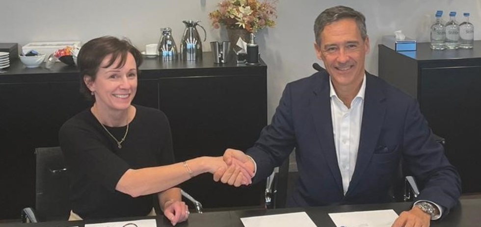 Firma del acuerdo entre Grupo Fertiberia y Van de Rijt