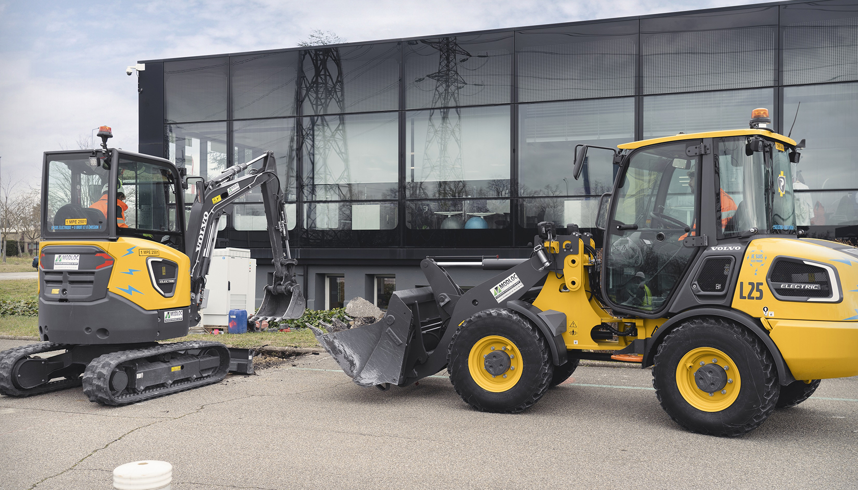 La nueva unidad será responsable de excavadoras compactas de hasta 9 toneladas y de las excavadoras de ruedas compactas hasta el modelo L50...