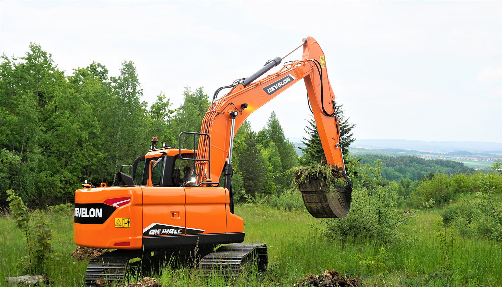 Develon DX140LC-7K