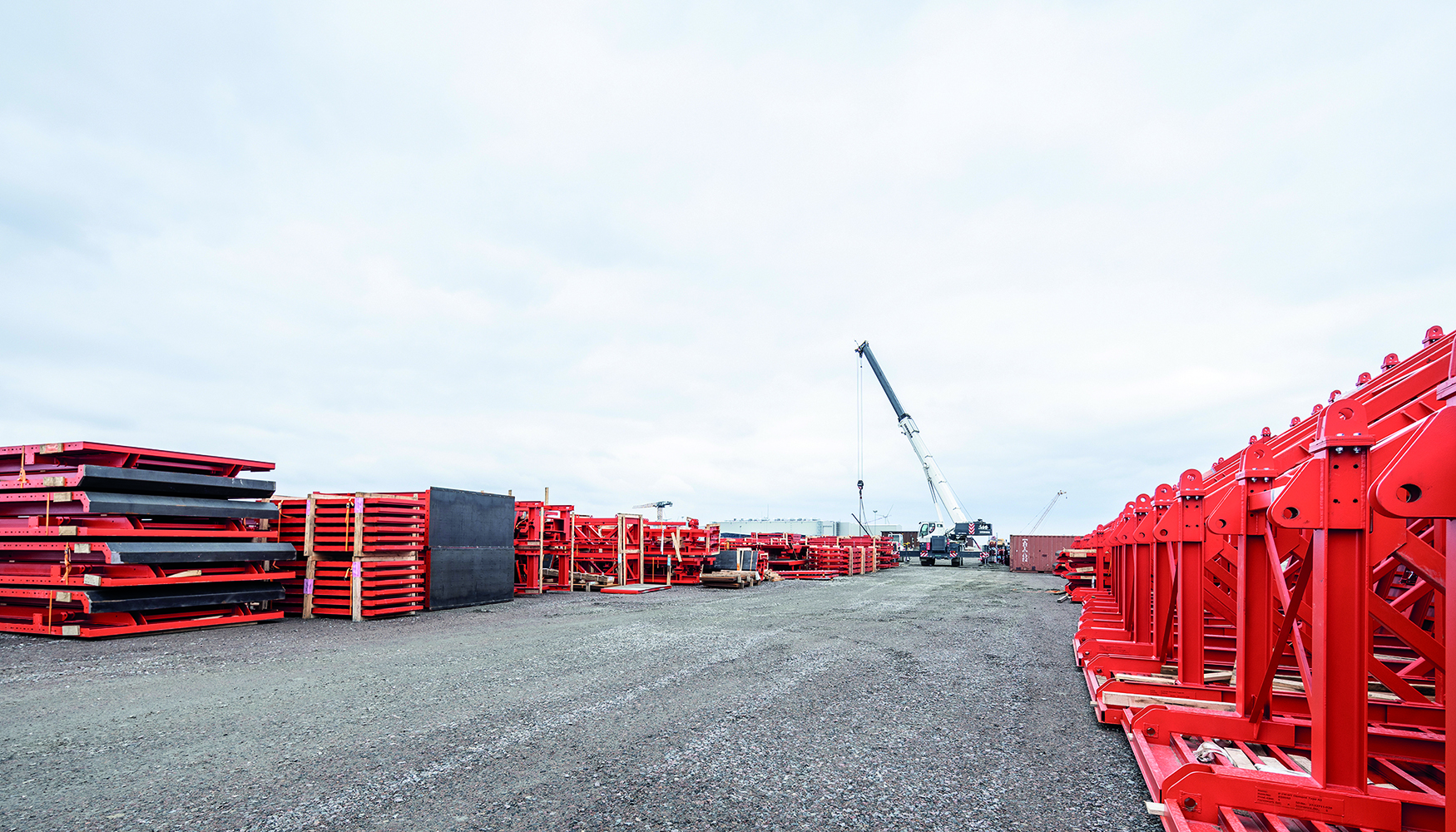 Los elementos del t�nel se producen en una gran f�brica cuya superficie equivale a 140 campos de f�tbol