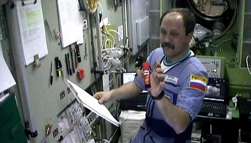 En 2001, Pritt recibi el sello de calidad Space-Proof y fue enviada a la Estacin Espacial Internacional