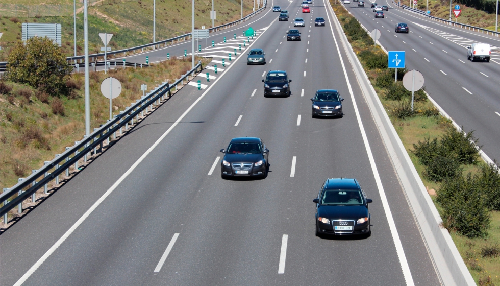 En nmeros absolutos, el promedio de vehculos en circulacin por las calles y carreteras del pas se increment en 472...