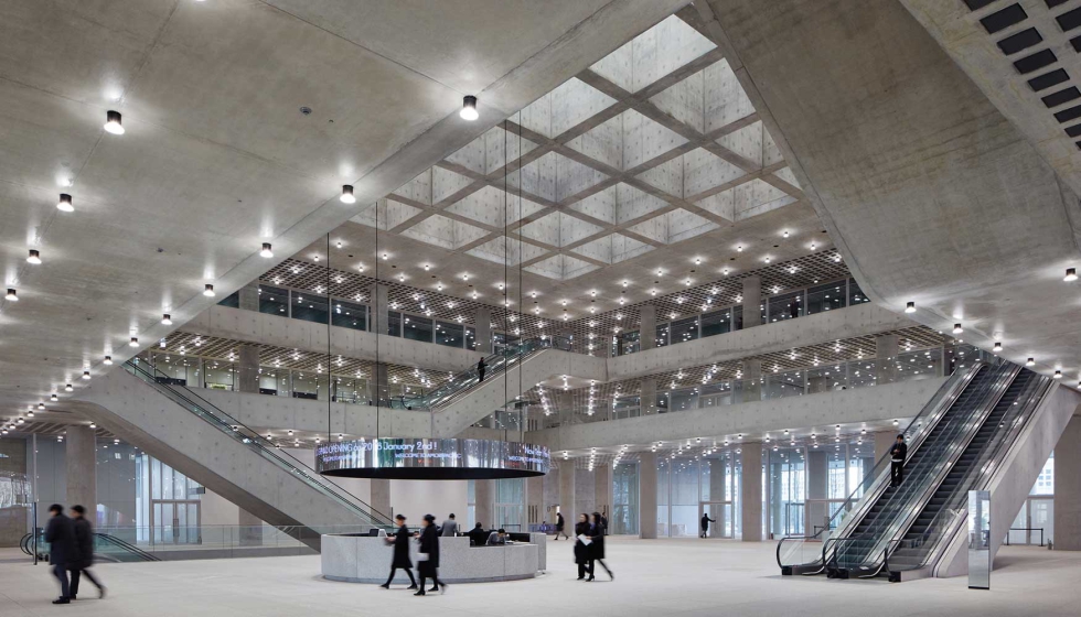 Amorepacific Headquarters de Corea del Sur es uno de los case studys que se exponen en el informe Sustainable lighting design...