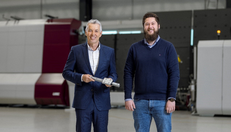 El representante de ventas Gerhard Bell (izquierda) asesora a Lisec sobre los productos Franke desde 2017. Foto: Franke GmbH...