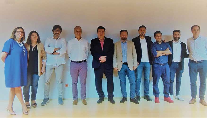 Foto de familia del renovado consejo de administraci�n de buildingSMART Spain