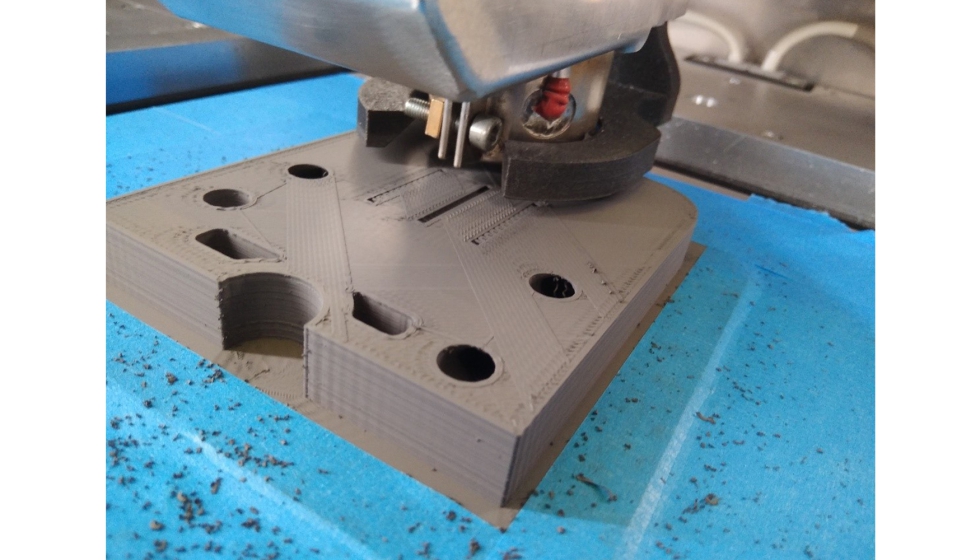 Produccin de una herramienta 3D para el moldeo por inyeccin de metal en una ExAM 255. Foto: AIM3D