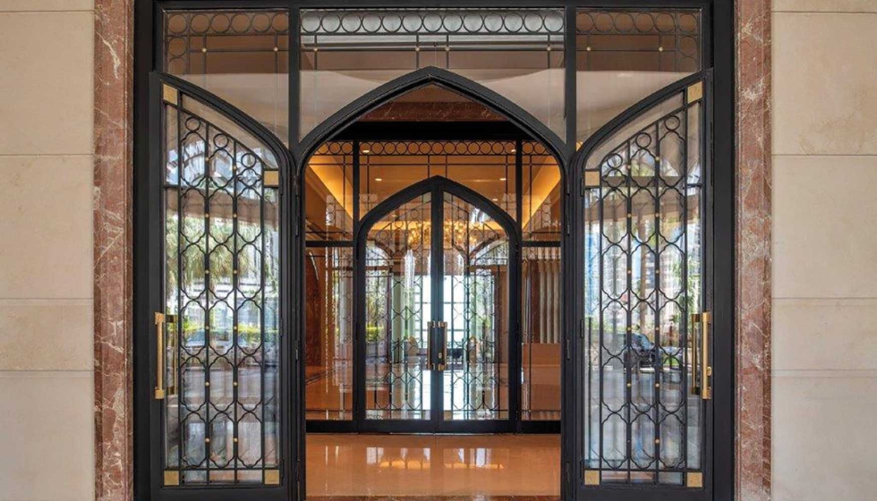 Foto de Gonzato Group refuerza el estilo italiano en el acceso al lujoso Hotel Four Seasons de Doha