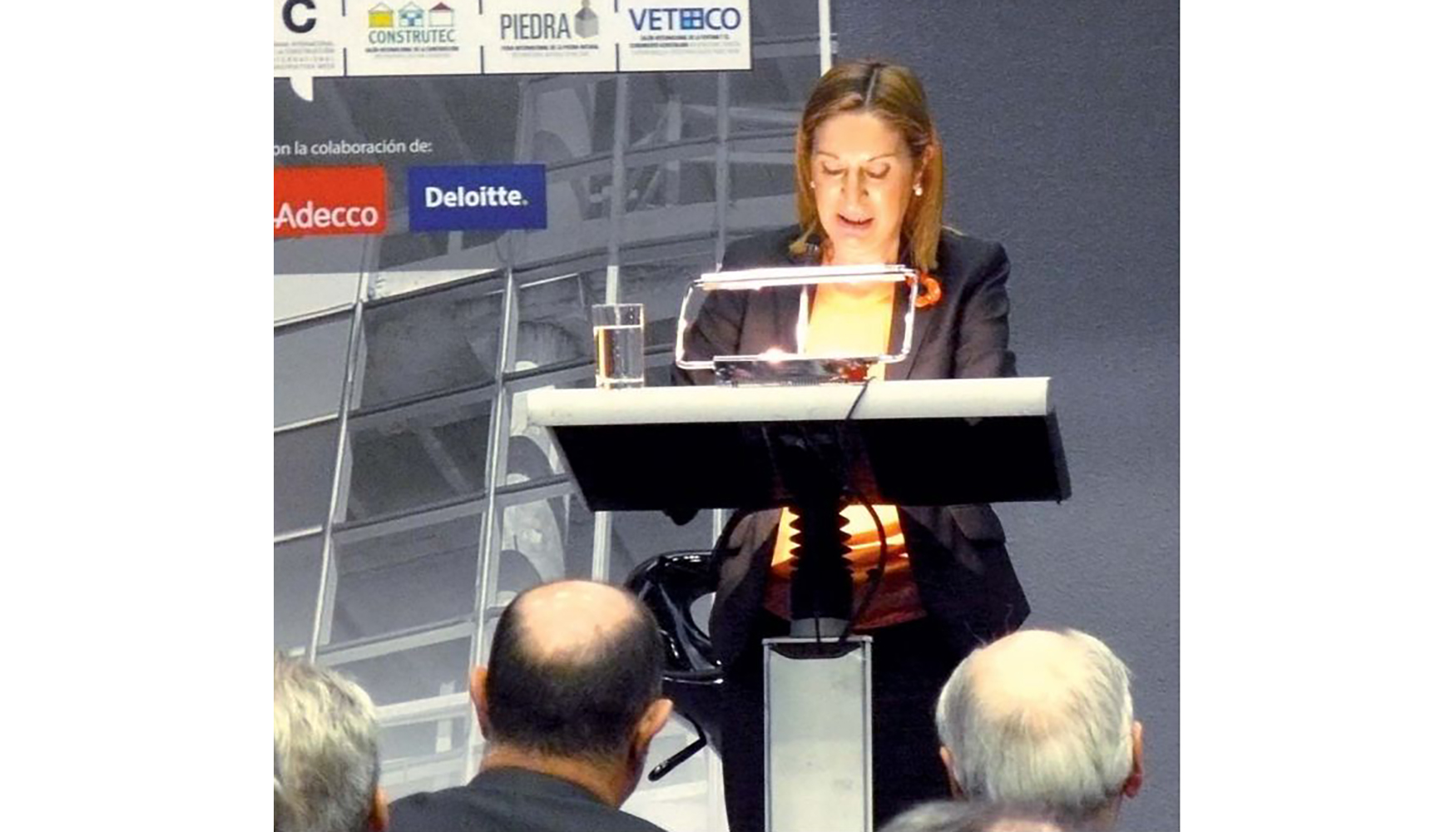 Ana Pastor, ministra de Fomento, en la apertura del I Congreso Nacional de la Industria de la Construccin