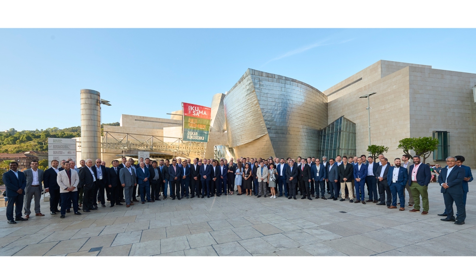 El ABB GMD User Meeting reuni a clientes internacionales en la terraza del Museo Guggenheim de Bilbao