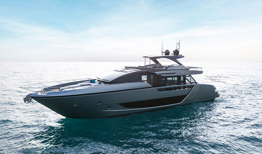 �Riva 82� Diva�