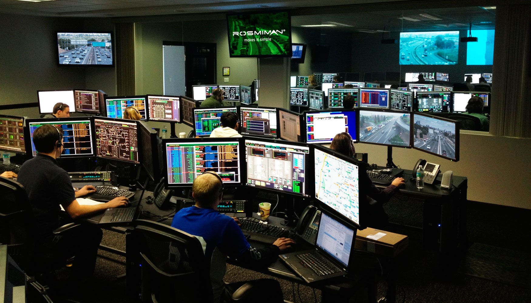 Los sistemas de transporte p�blico inteligente utilizan datos en tiempo real para optimizar rutas y horarios...