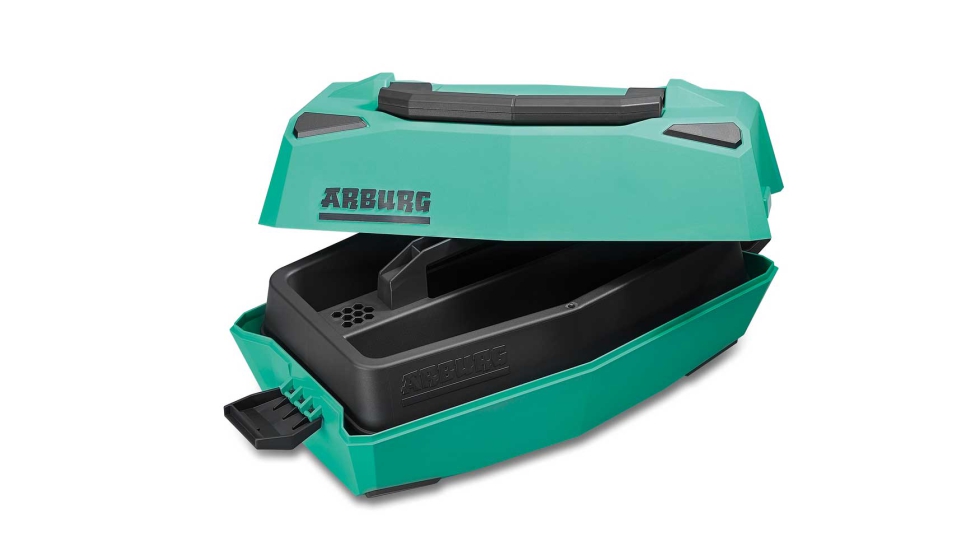 Elegante caja de herramientas: las lminas 3D sobremoldeadas y las letras Arburg estampadas en caliente proporcionan una esttica de alta calidad...