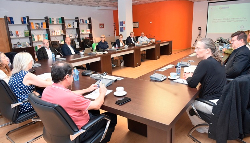 Visita de la delegaci�n de Afa Insurance a Osalan