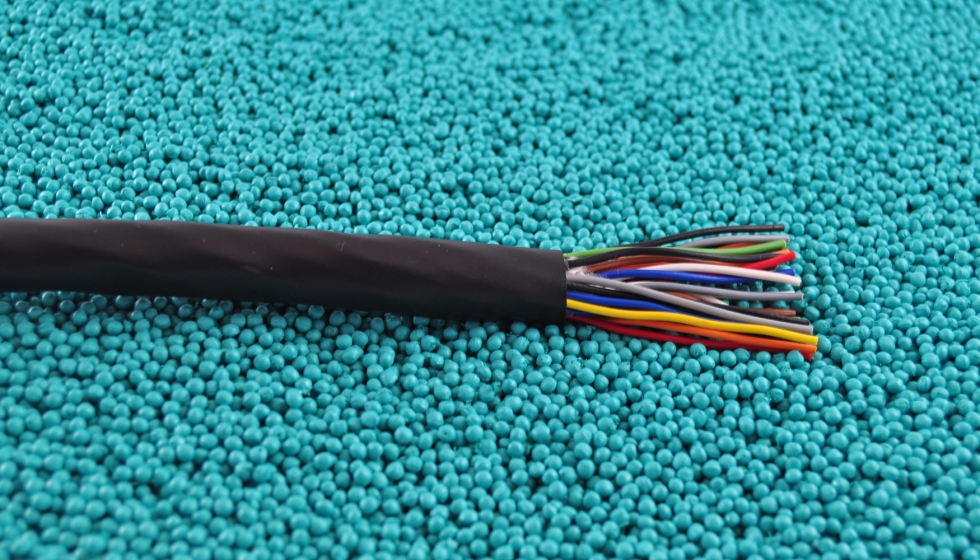 Es crucial evitar la presencia de partculas no deseadas de gran tamao en el aislamiento del cable