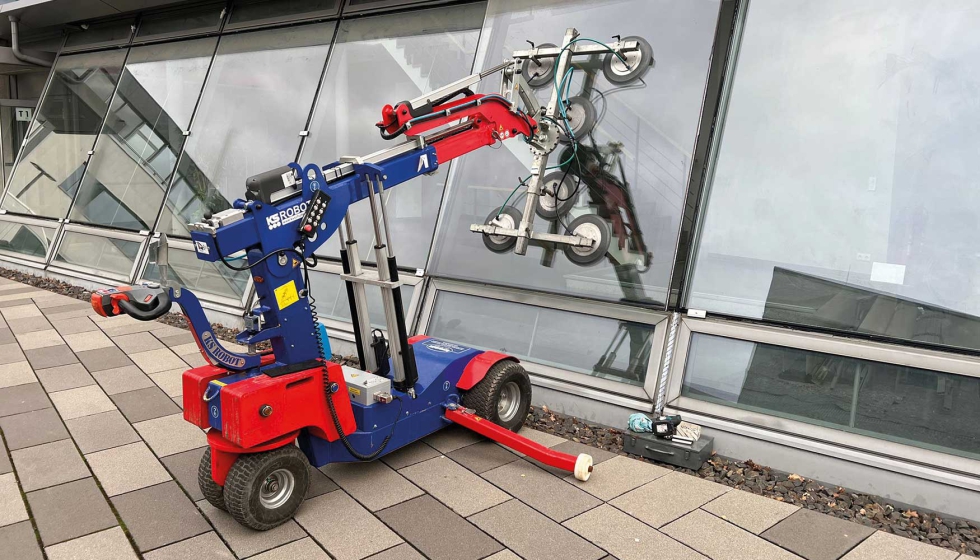Foto de Spain Crane presenta el robot cristalero KS350: versatilidad y potencia todo terreno