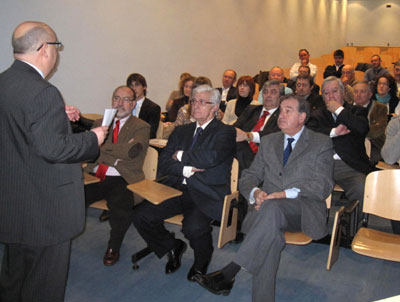 Un instante de la convencin con el consejero de Agricultura y Alimentacin del gobierno de Aragn, Gonzalo Arguil...