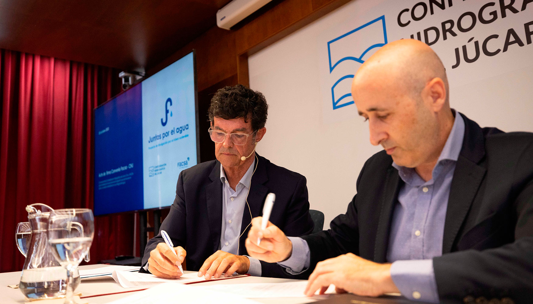 El convenio de colaboraci�n �Juntos por el Agua�, que tendr� una vigencia de cuatro a�os...