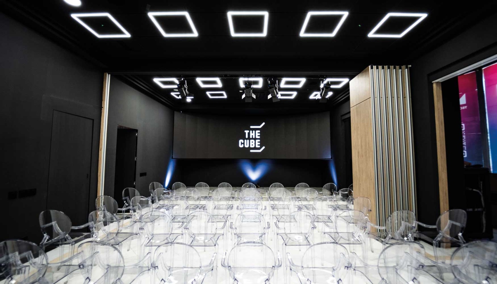 La luz juega un papel importante en este espacio reservado para eventos y experiencias �nicas