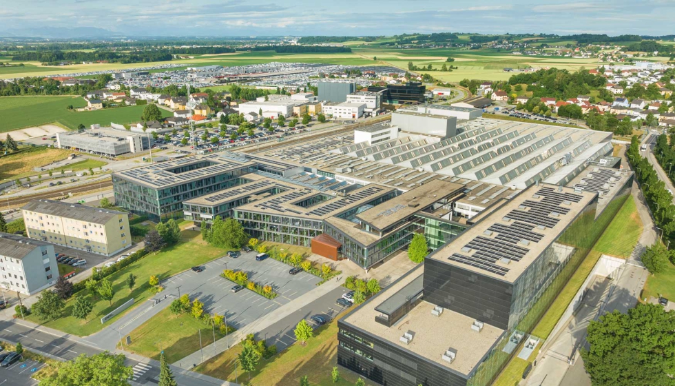 La sede central de Schwertberg, y muchos otros emplazamientos, cuentan con amplias instalaciones fotovoltaicas