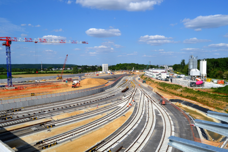 Este centro, que ficar concludo em dezembro de 2025, est localizado em Palaiseau...