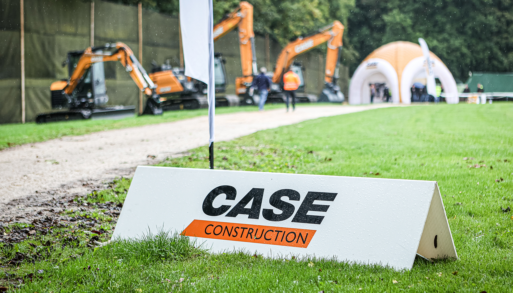 Los asistentes al Roadshow de CASE Construction Equipment pudieron ver una amplia variedad de sus equipos