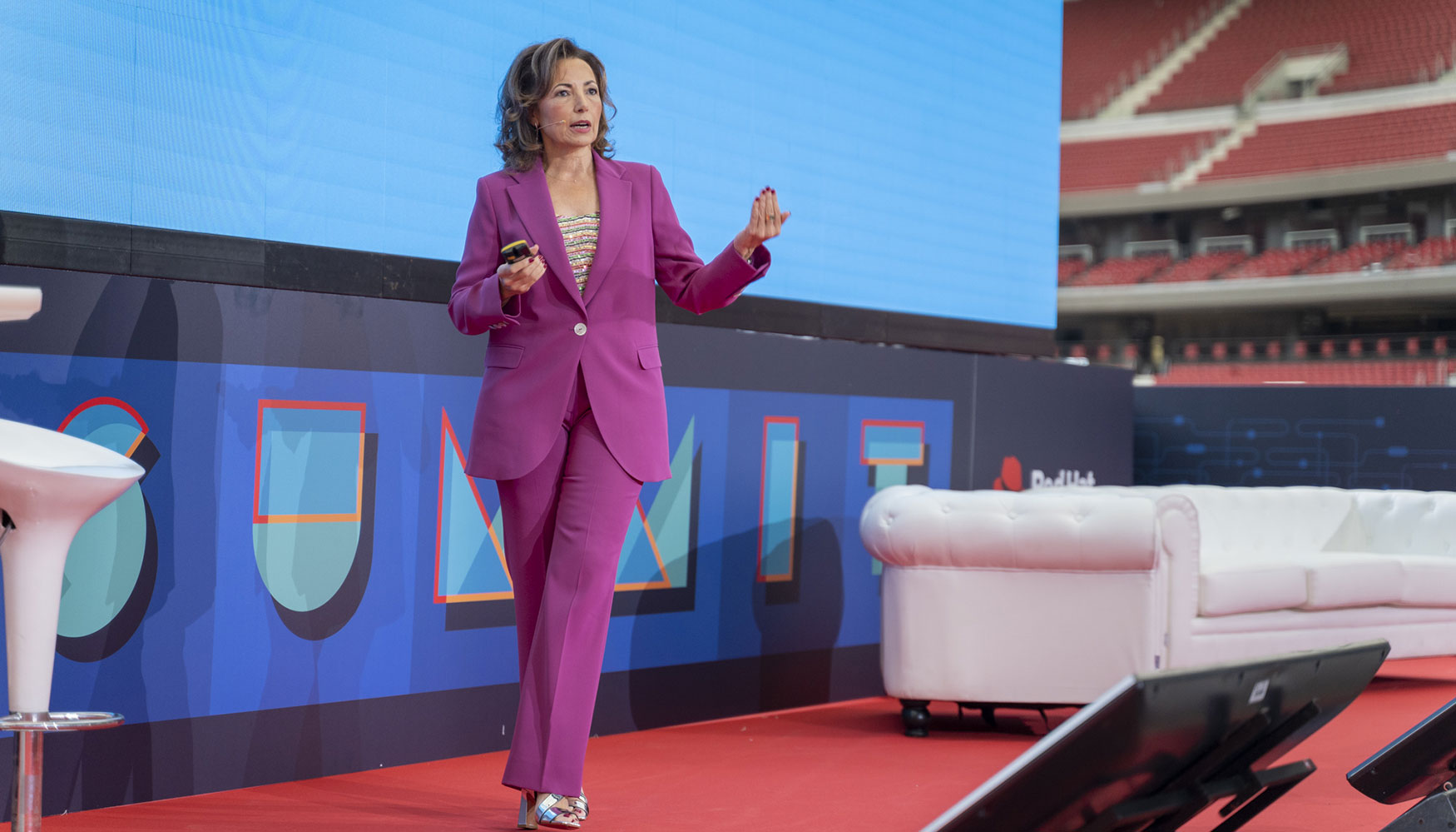 Julia Bernal, country manager de Red Hat para Espaa y Portugal, en la inauguracin del Red Hat Summit: Connect Madrid...