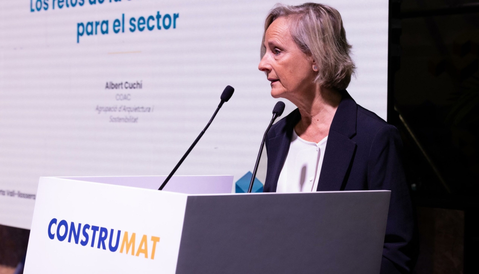 Marta Vall-llosera, presidenta del CSCAE, en una ponencia de Construmat 2023