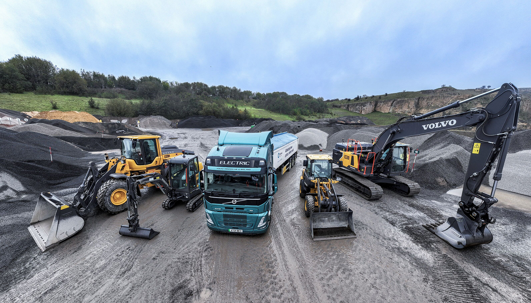 Soluciones de cero emisiones proporcionadas por Volvo CE y Volvo Trucks a Tarmac (CRH) en Durham (Reino Unido)